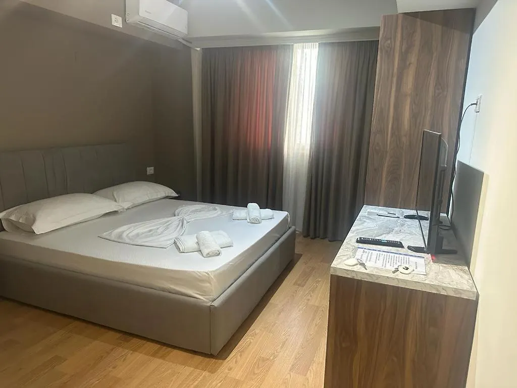 Hotel Her Vlorë