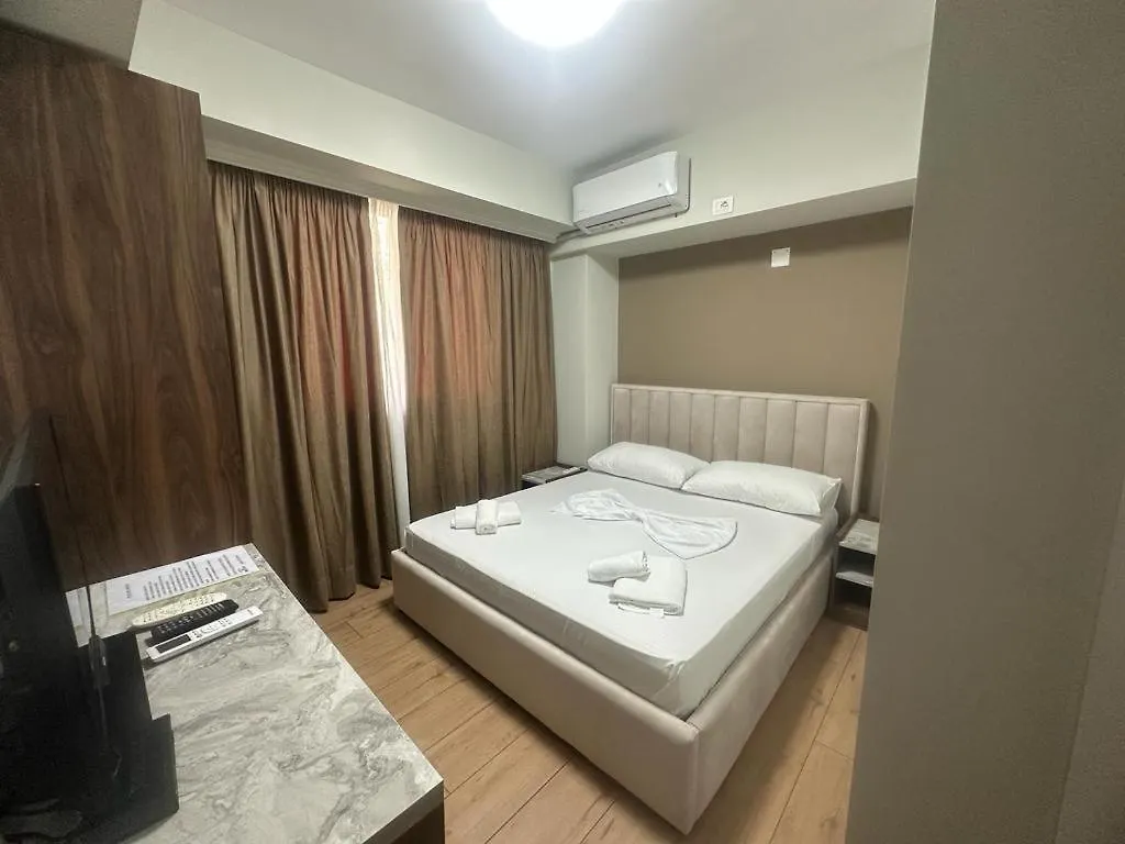 Hotel Her Vlorë