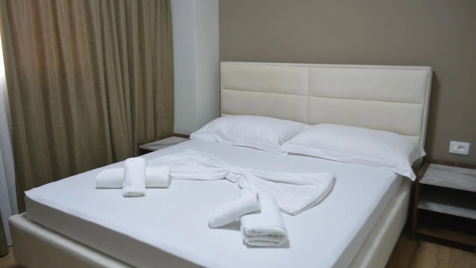 Hotel Her Vlorë Albania