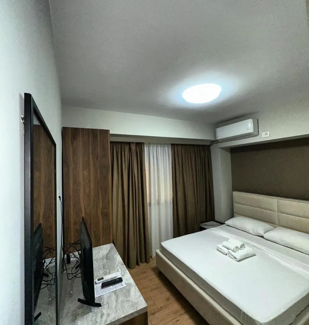 Hotel Her Vlorë