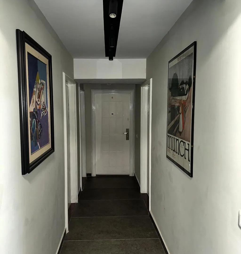 Hotel Her Vlorë 0*,