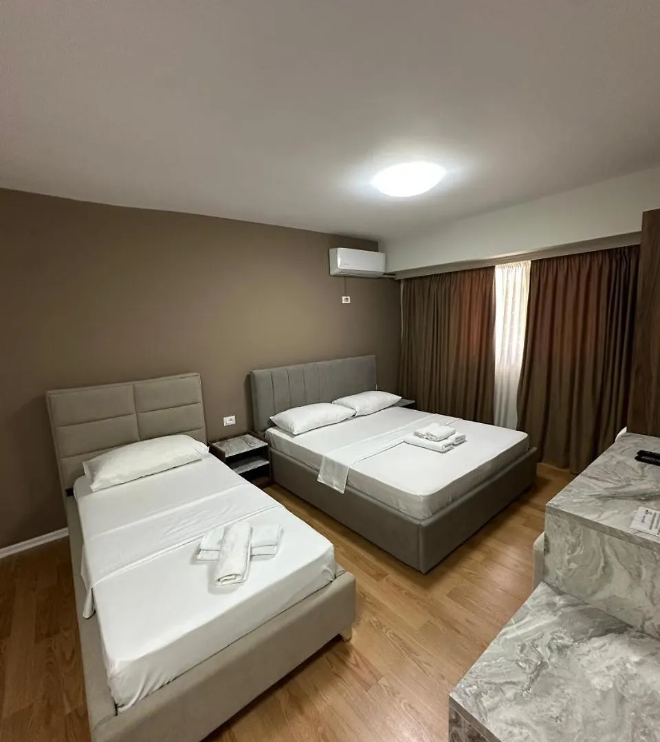 Hotel Her Vlorë